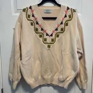 Y2K ~ United Colors Of Benetton ~Cream V-Neck Sweater ~ Made in Italy ~ Size M/L